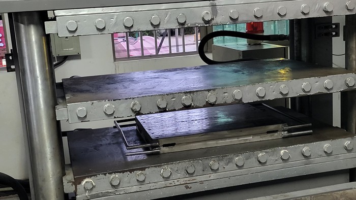 Compression Molding Process Compression Molding Process